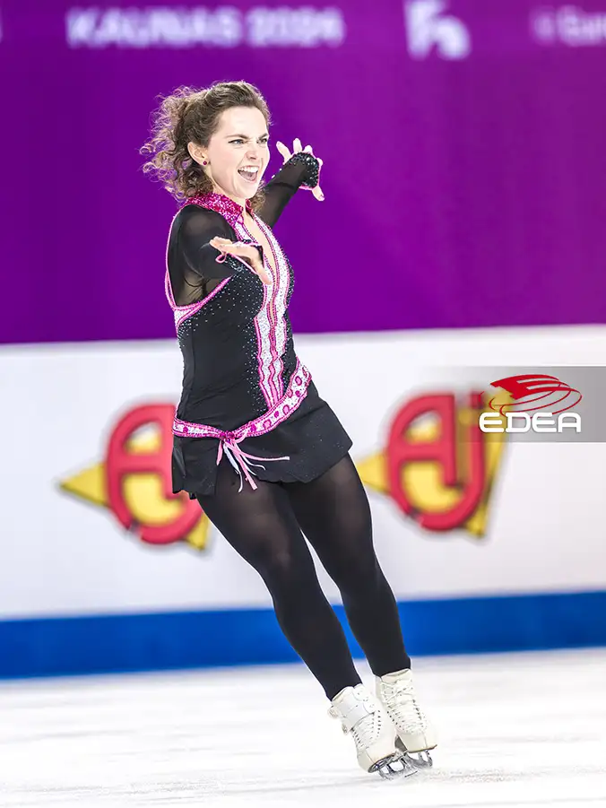 Ice Gallery Skates U.S.